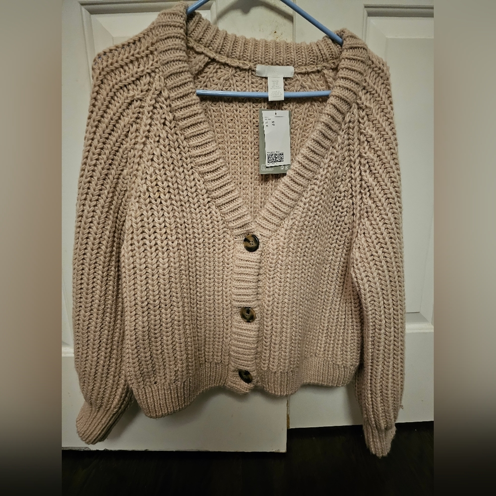 H&M chunky cardigan sweater NWT